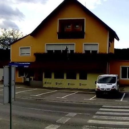 Hotel Restoran I Prenociste Egghus Nasice Zewnętrze zdjęcie